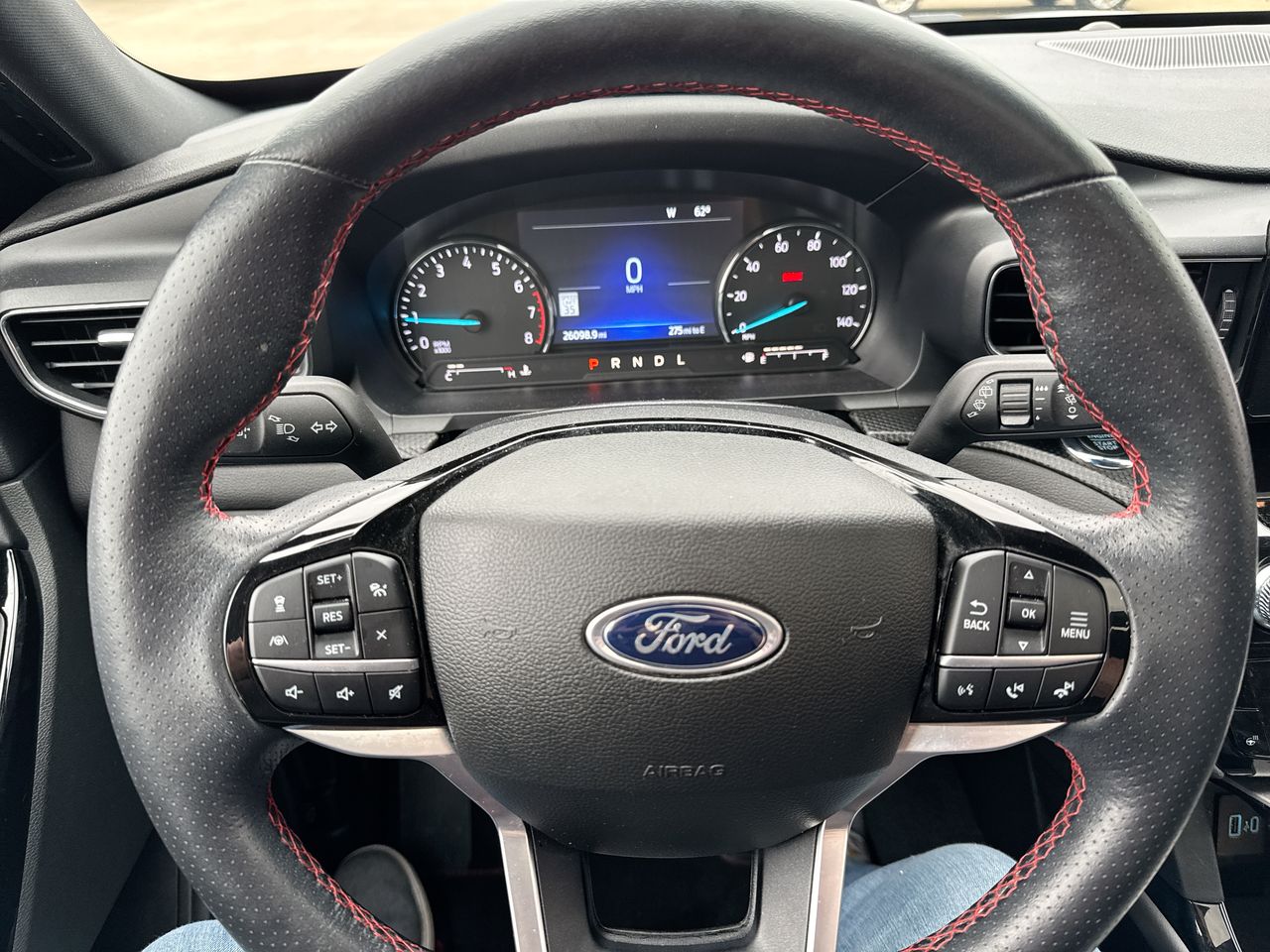 2023 Ford Explorer ST-LINE - Photo 14
