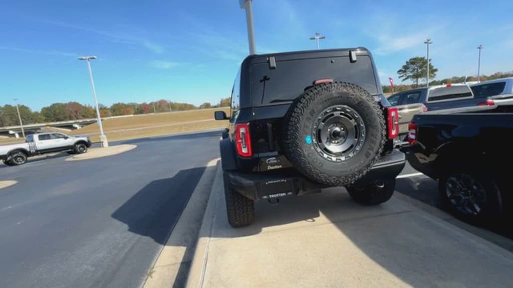 New 2025 Ford Bronco Badlands SUV