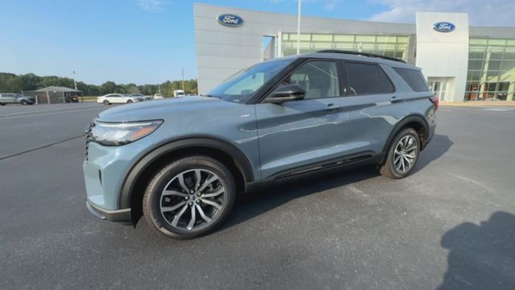 New 2026 Ford Explorer ST-Line SUV