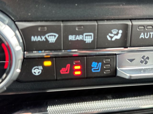 2025 Ford F-150 Raptor - Photo 33