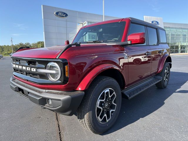 2026 Ford Bronco Outer Banks SUV