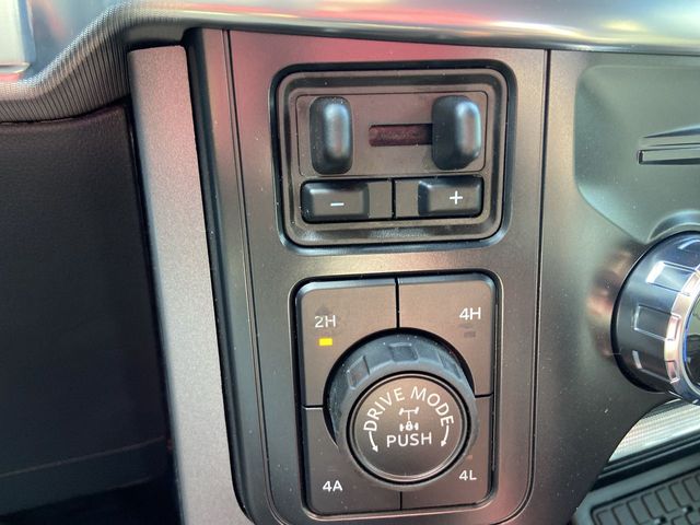 2025 Ford F-150 Lariat - Photo 28