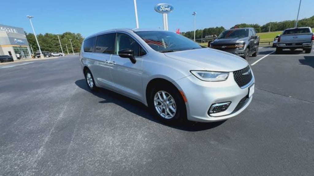 Certified 2024 Chrysler Pacifica Touring L Van Passenger Van