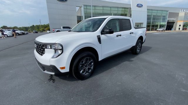 2025 Ford Maverick XLT - Photo 4
