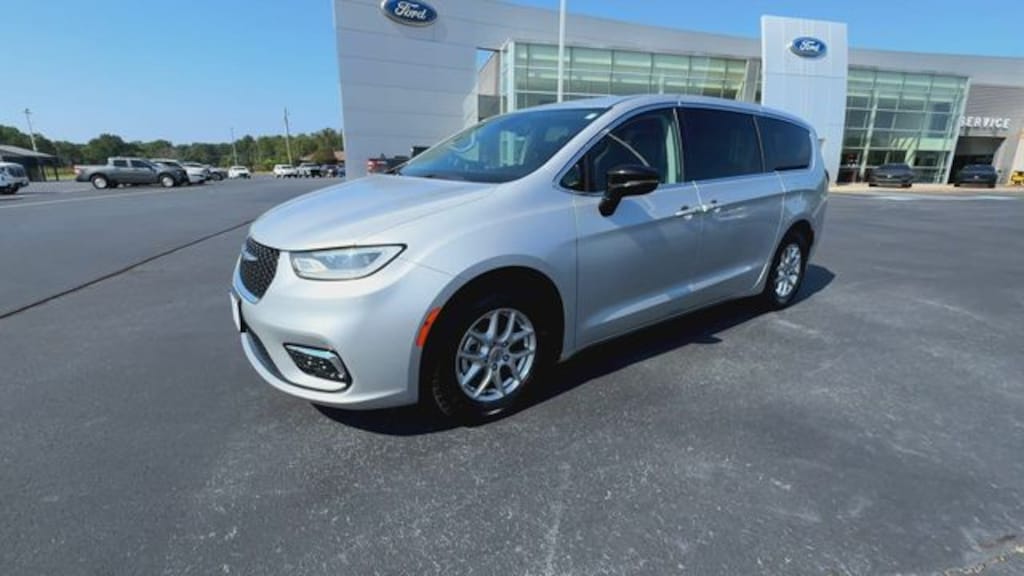 Certified 2024 Chrysler Pacifica Touring L Van Passenger Van