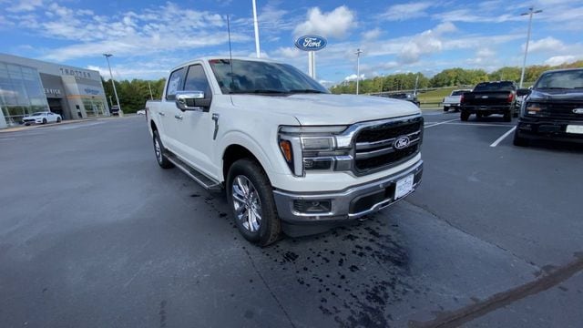 2025 Ford F-150 Lariat - Photo 2