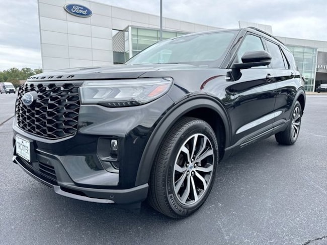 2025 Ford Explorer ST-Line SUV