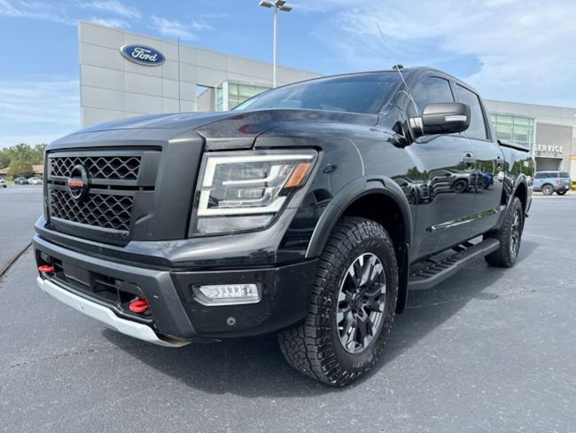 2021 Nissan Titan PRO-4X Truck Crew Cab