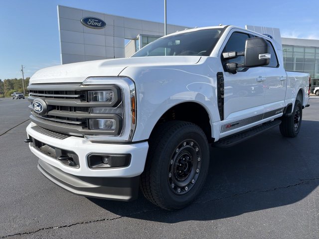 2027 Ford F-250 XLT Truck Crew Cab
