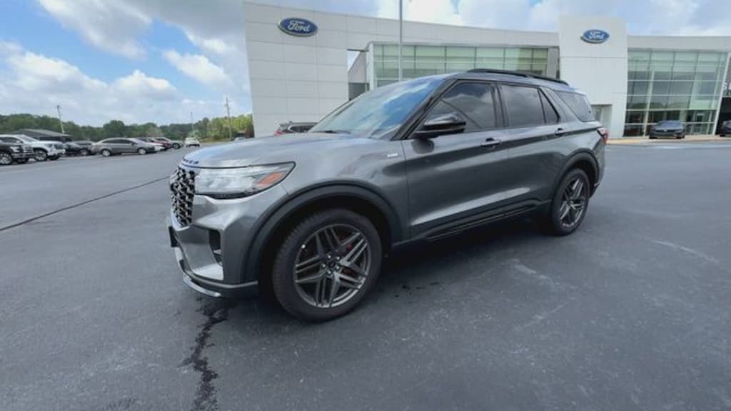 New 2026 Ford Explorer ST-Line SUV