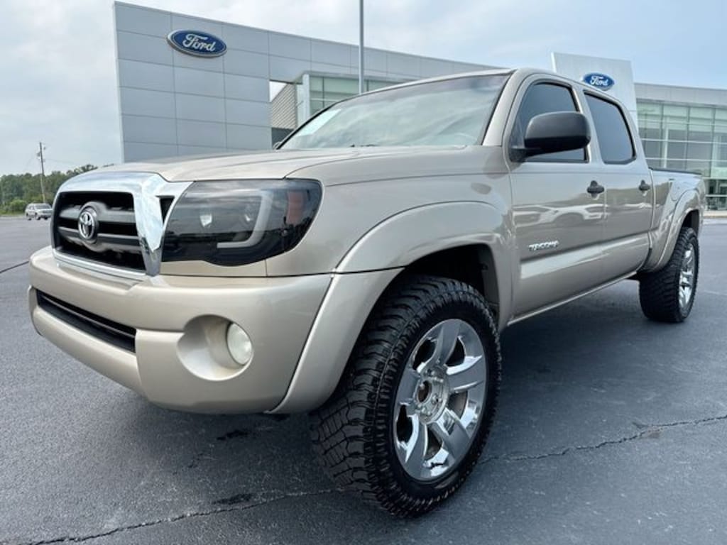 Used 2008 Toyota Tacoma PreRunner V6 Truck Double-Cab