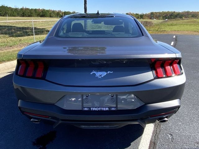 2026 Ford Mustang EcoBoost Fastback - Photo 23