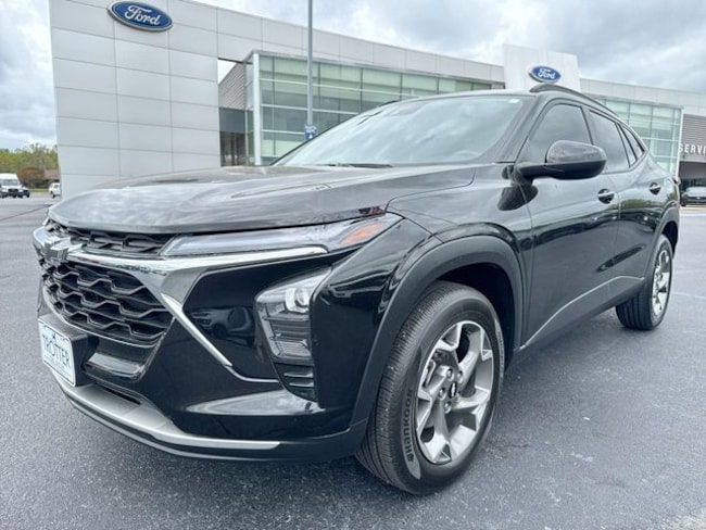 2025 Chevrolet Trax LT SUV