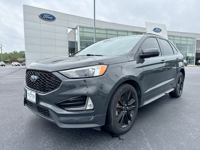 2021 Ford Edge