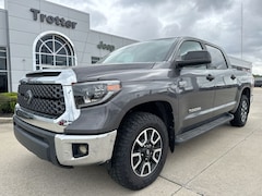 Used 2019 Toyota Tundra SR5 5.7L V8 4x4 CrewMax 5.5 ft. box 145.7 in. WB near Stuttgart, AR
