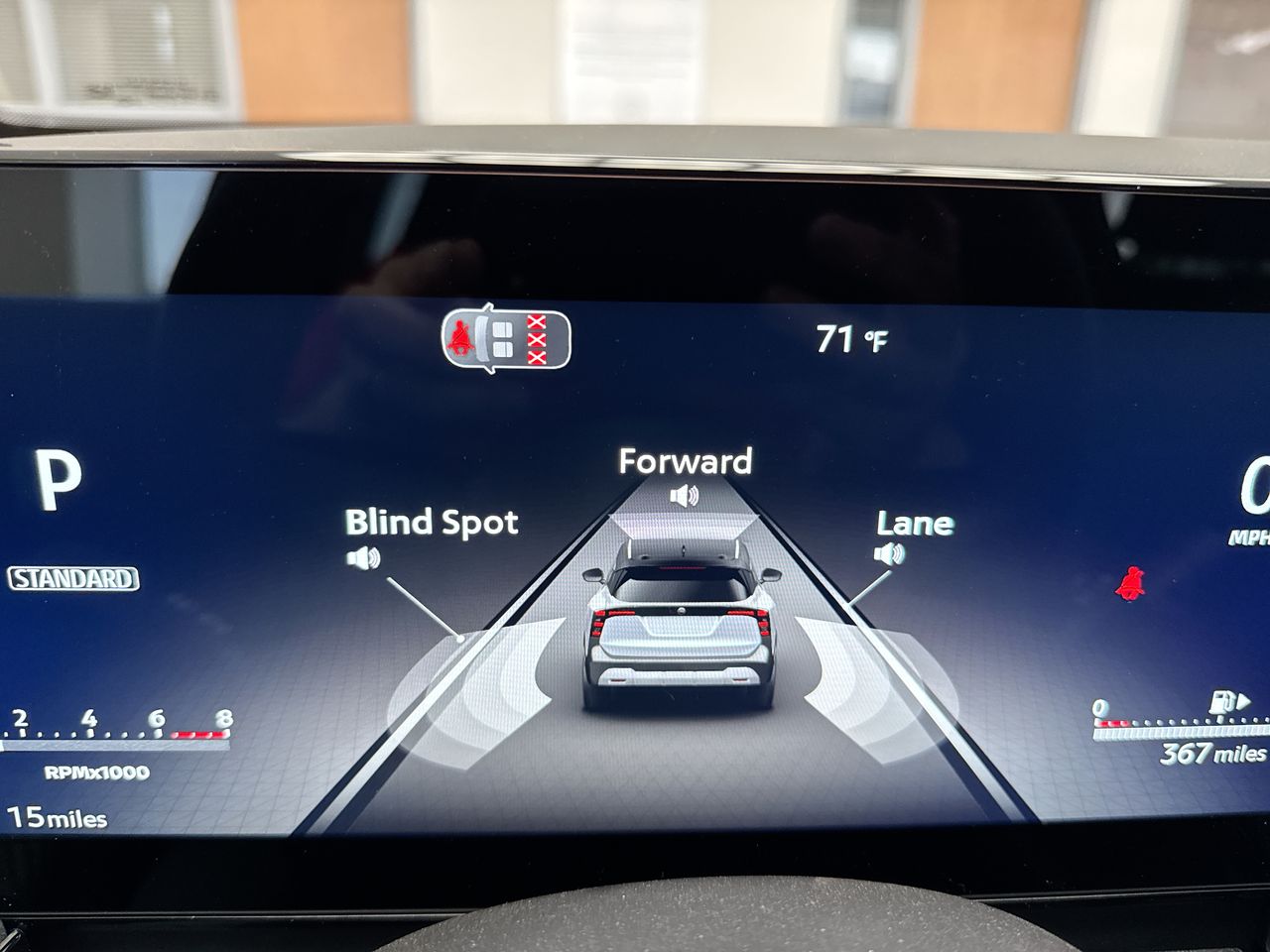 2026 Nissan KICKS SR - Photo 15