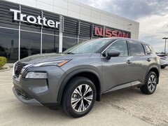 Used 2021 Nissan Rogue SV near Stuttgart, AR