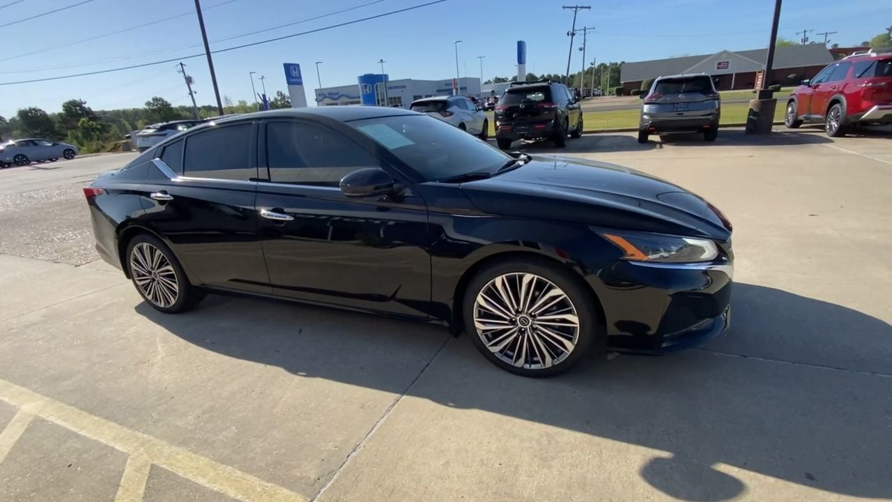 Used 2023 Nissan Altima SL with VIN 1N4BL4EV2PN323500 for sale in El Dorado, AR