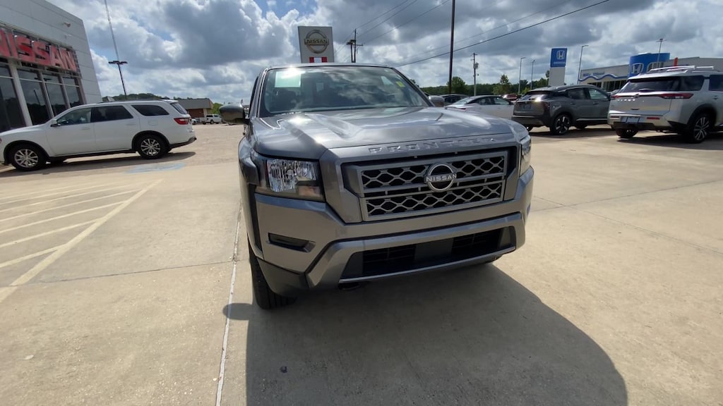Used 2022 Nissan Frontier SV (A9) 4x4 Crew Cab 5 ft. box 126 in. WB