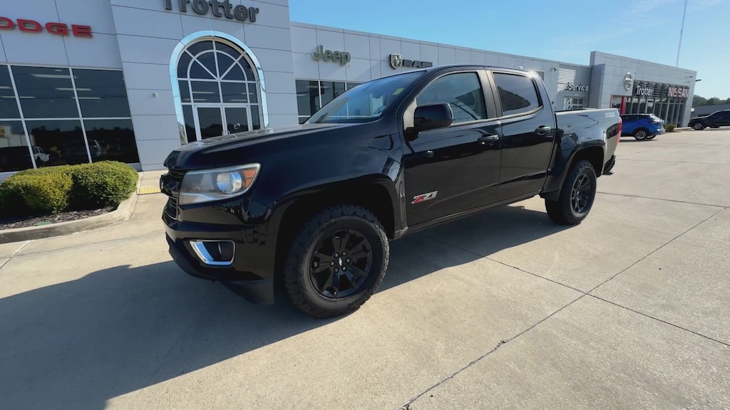 Used 2017 Chevrolet Colorado Z71 4x4 Crew Cab 5 ft. box 128.3 in. WB