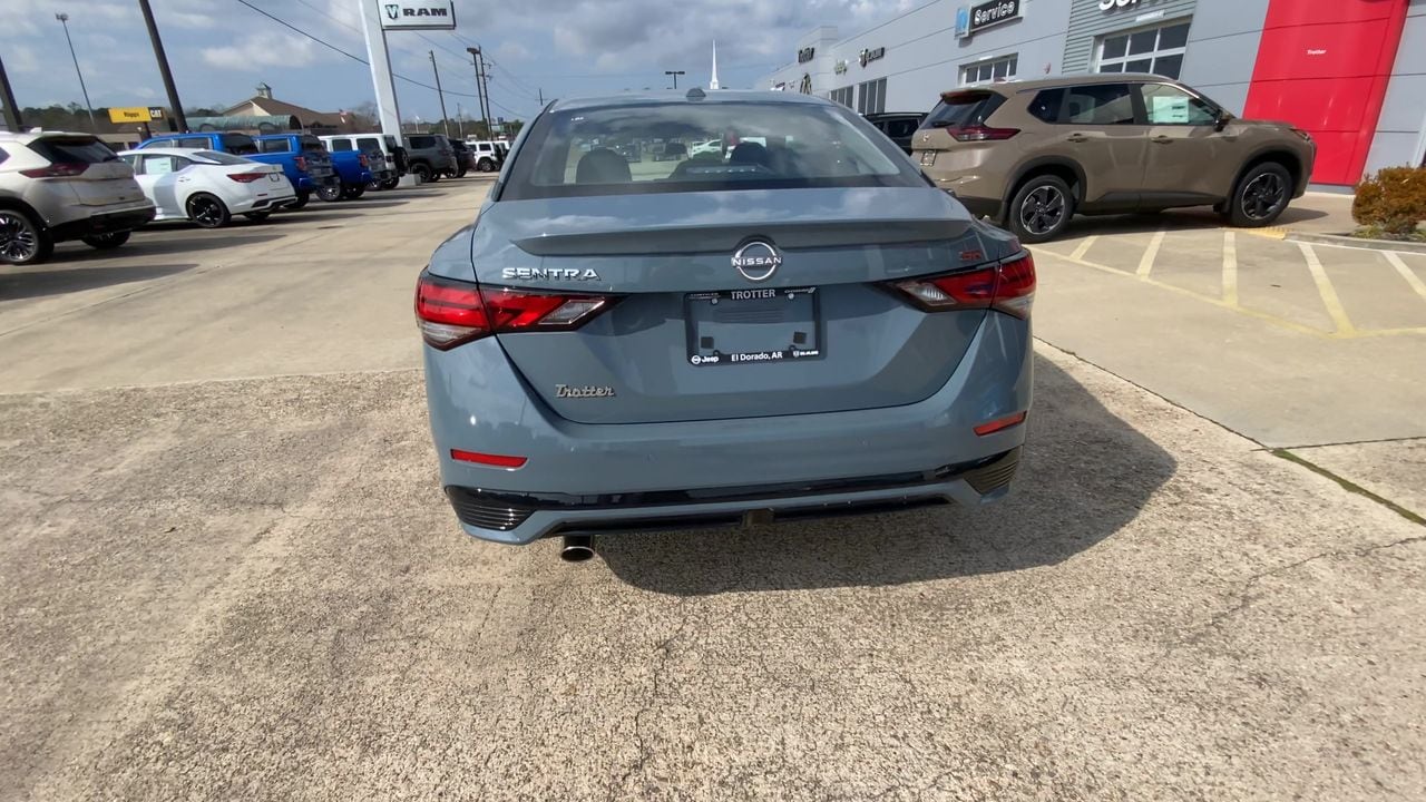 2025 Nissan Sentra SR - Photo 7