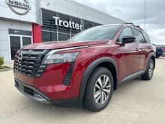 2026 Nissan Pathfinder SL SUV