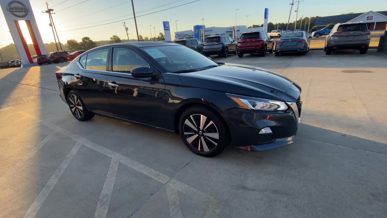 Used 2022 Nissan Altima SV with VIN 1N4BL4DV7NN305511 for sale in El Dorado, AR