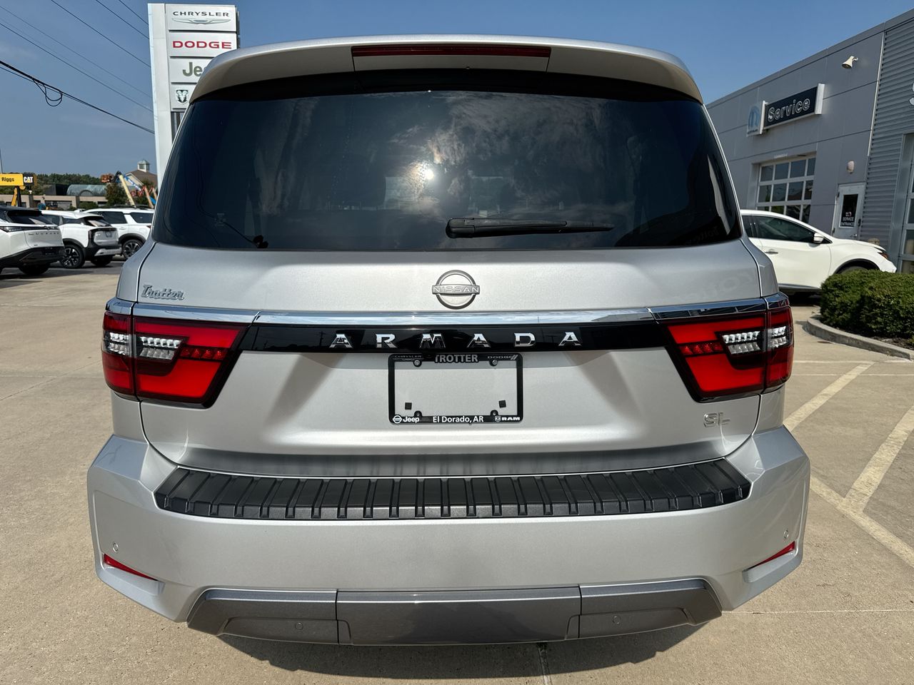 2023 Nissan Armada SL - Photo 25