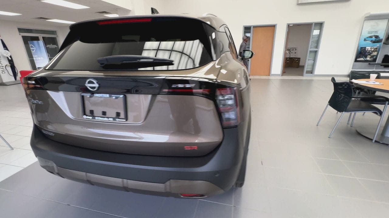 2026 Nissan KICKS SR - Photo 8