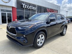 Used 2023 Toyota Highlander near Stuttgart, AR