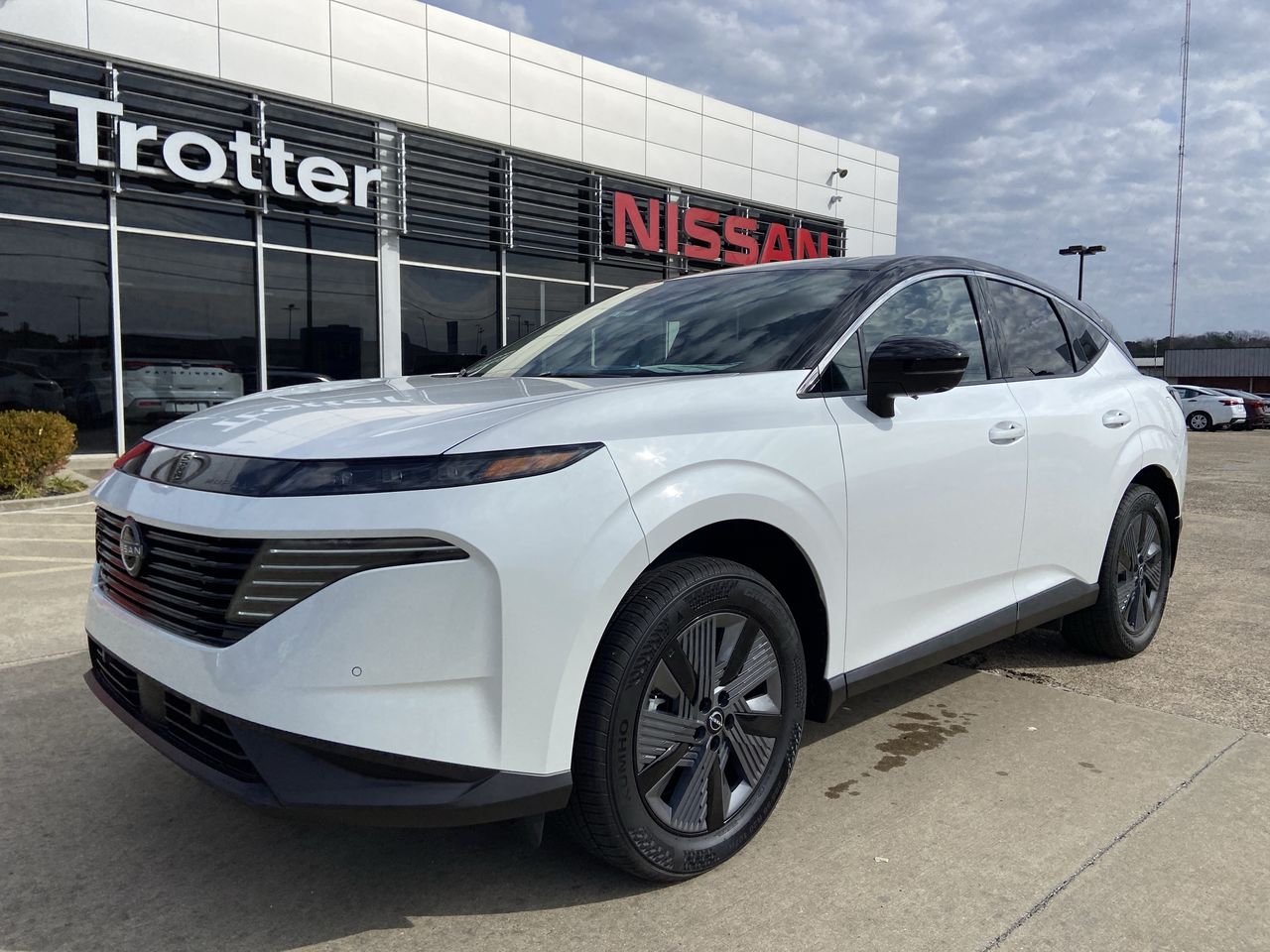 2025 Nissan Murano SL's photo