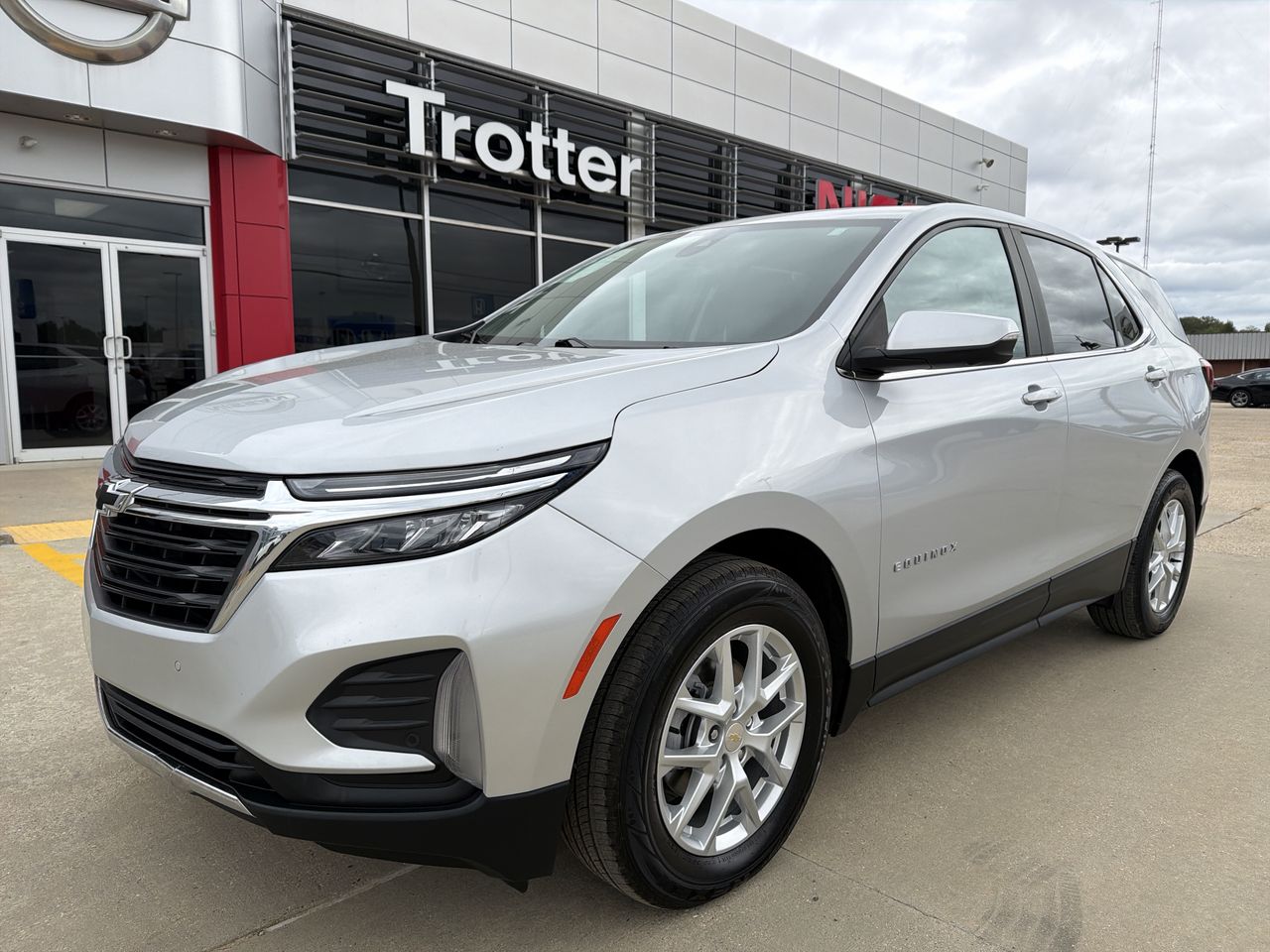 Used 2022 Chevrolet Equinox LT w/1LT Front-wheel Drive near Stuttgart, AR