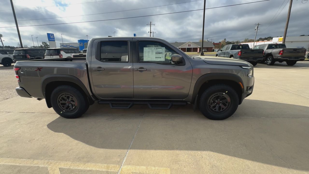 2026 Nissan Frontier PRO-X - Photo 9