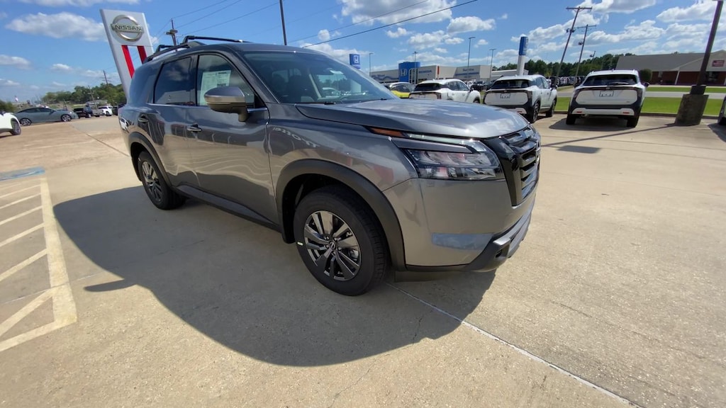 New 2025 Nissan Pathfinder SV SUV