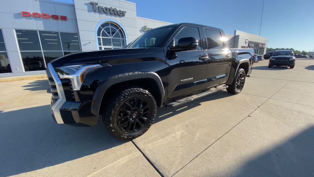 Used 2024 Toyota Tundra Limited (A10) 4x4 CrewMax 5.5 ft. box 145.7 in. WB