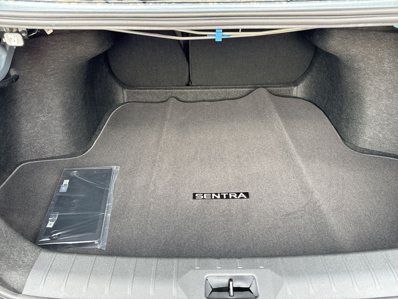 2026 Nissan Sentra SR - Photo 21