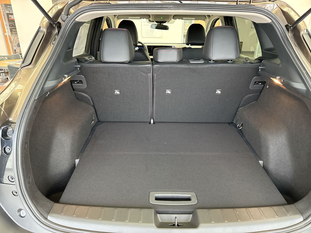 2026 Nissan KICKS SR - Photo 23