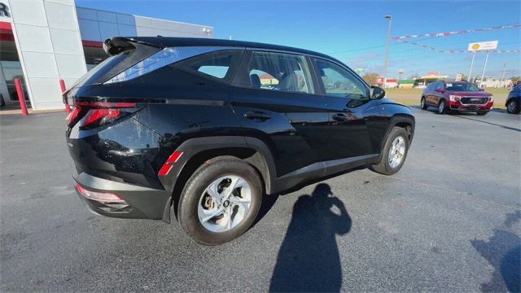 Used 2024 Hyundai Tucson SE SUV