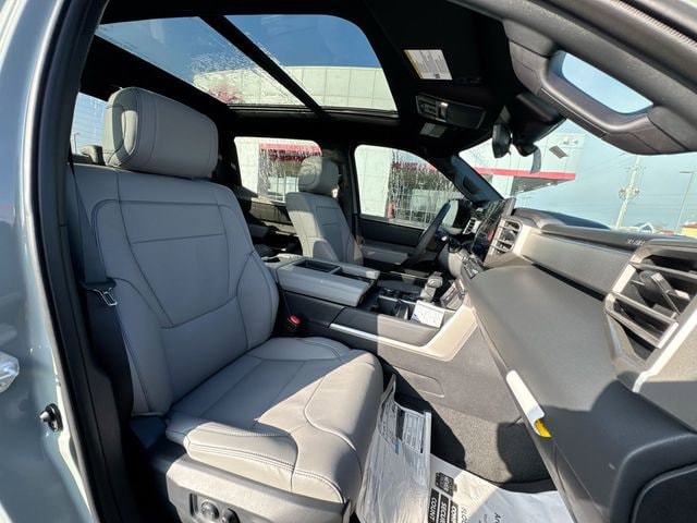 2026 Toyota Tundra Limited - Photo 27