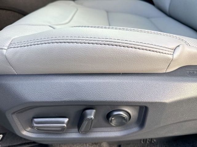 2026 Toyota Tundra Limited - Photo 12