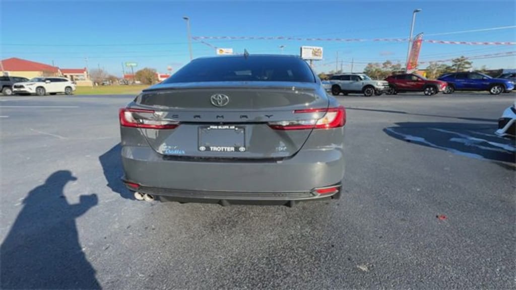 New 2025 Toyota Camry SE Sedan