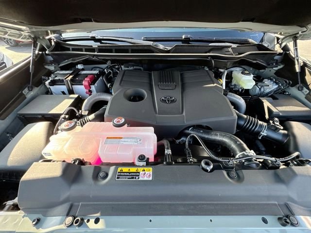 2026 Toyota Tundra Limited - Photo 28