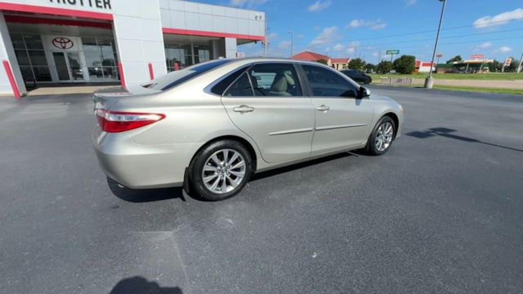 Used 2017 Toyota Camry XLE Sedan