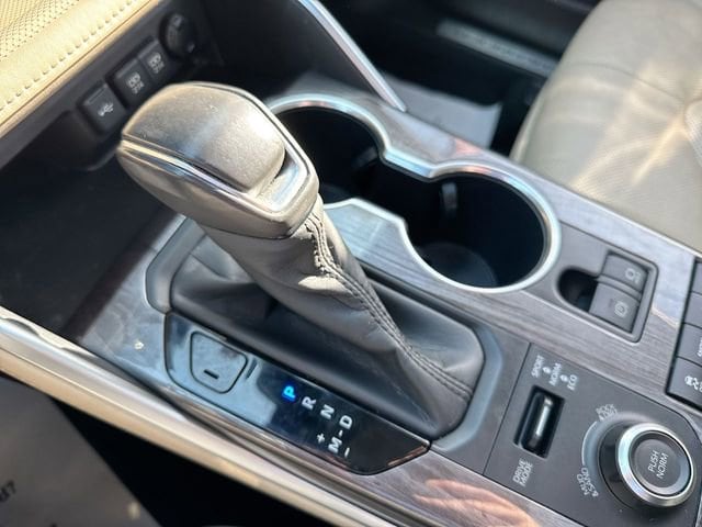 2020 Toyota Highlander Limited - Photo 19