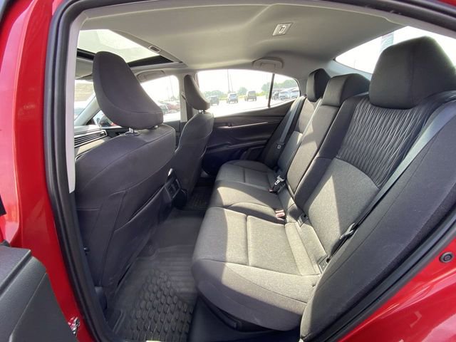 2025 Toyota Camry LE - Photo 22