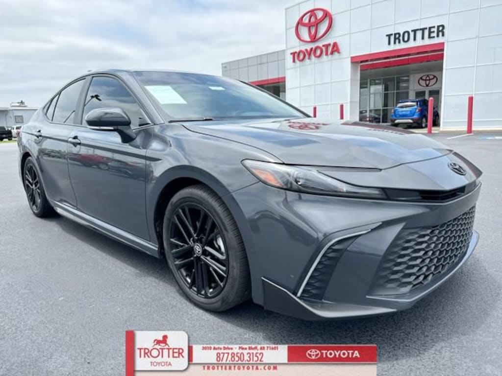 Used 2025 Toyota Camry XSE Sedan