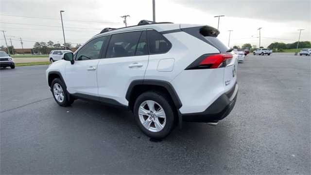 Used 2020 Toyota RAV4 XLE with VIN 2T3W1RFV5LC039487 for sale in Pine Bluff, AR