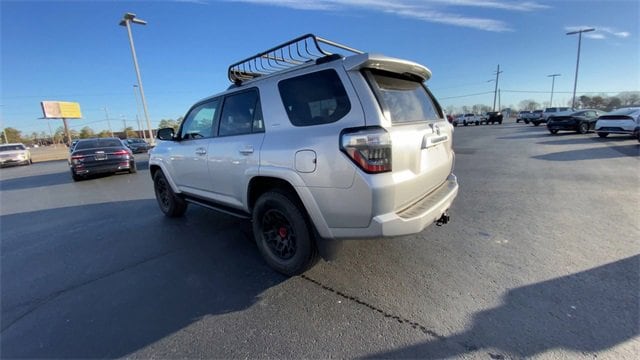 Used 2022 Toyota 4Runner SR5 with VIN JTEEU5JR1N5272955 for sale in Pine Bluff, AR