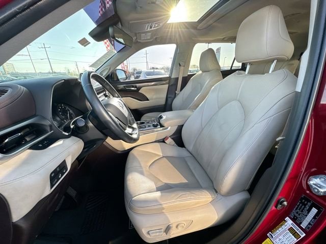 2020 Toyota Highlander Limited - Photo 11