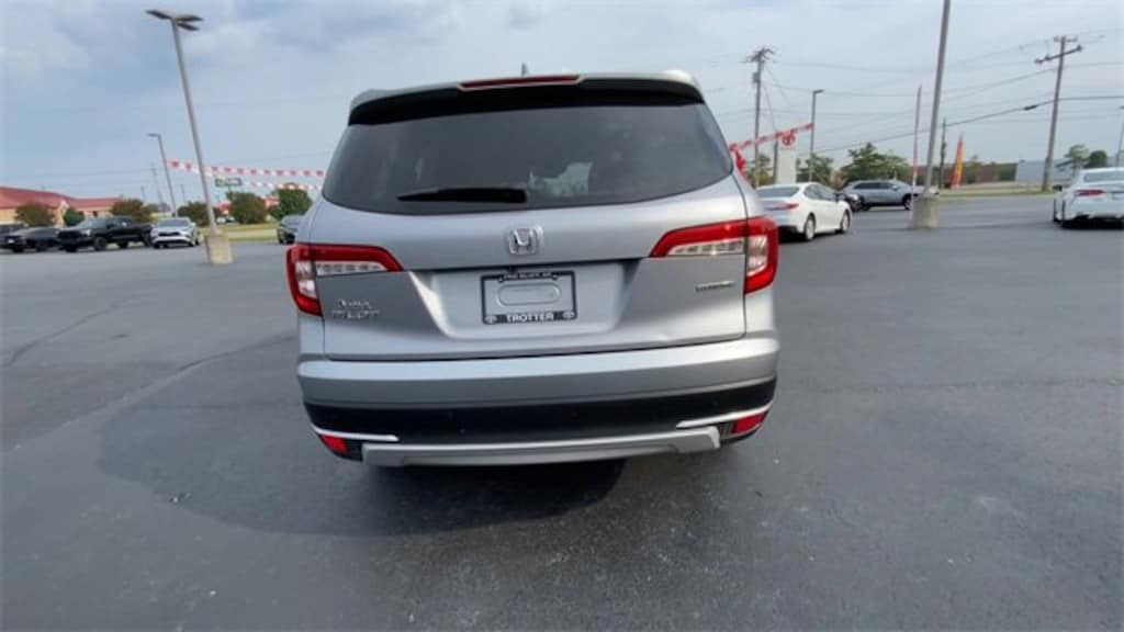 Used 2019 Honda Pilot Touring 7-Passenger FWD SUV
